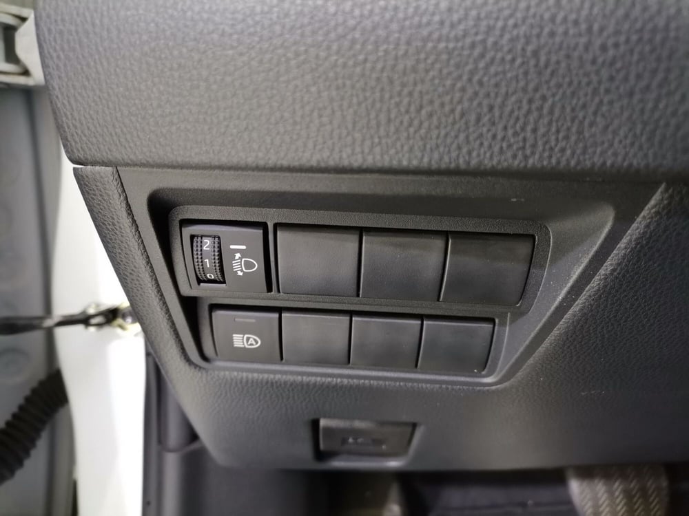 Toyota Yaris usata a Salerno (16)