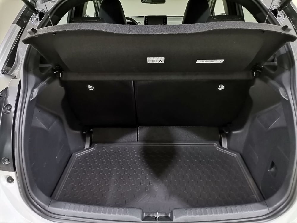Toyota Yaris usata a Salerno (18)