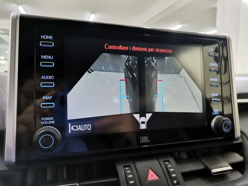 Toyota Rav4 usata a Salerno (16)