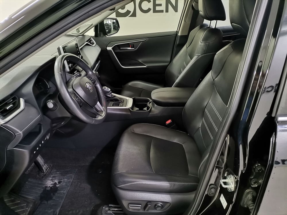 Toyota Rav4 usata a Salerno (9)