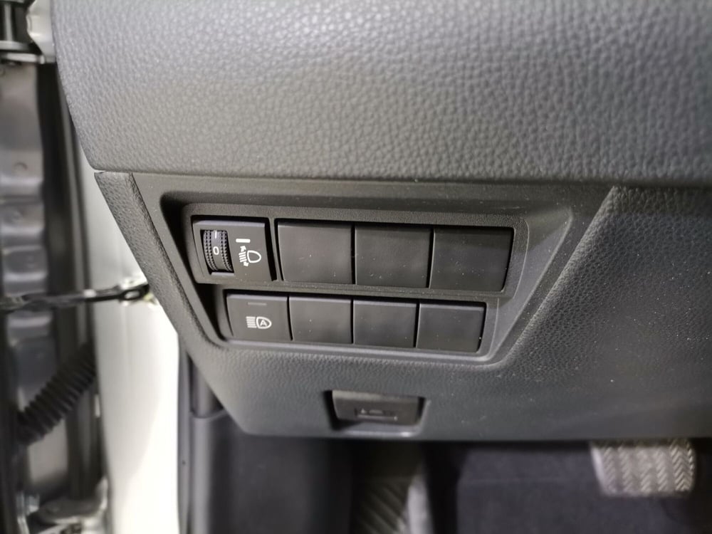 Toyota Yaris Cross usata a Salerno (18)