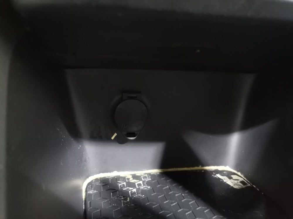 Toyota Yaris usata a Salerno (17)