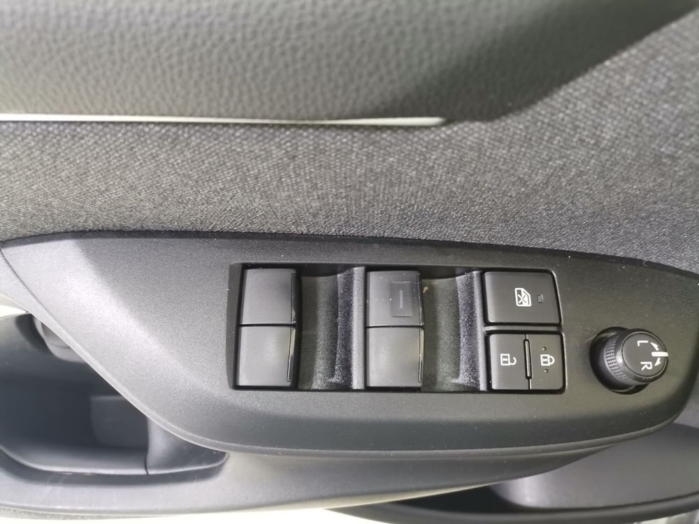 Toyota Yaris usata a Salerno (19)