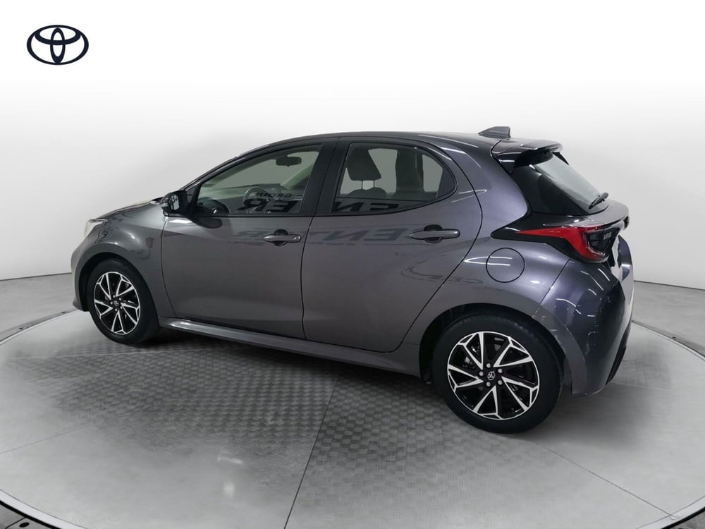 Toyota Yaris usata a Salerno (4)