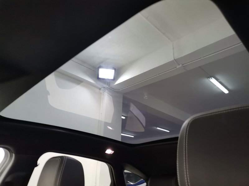 Jaguar E-Pace usata a Salerno (11)