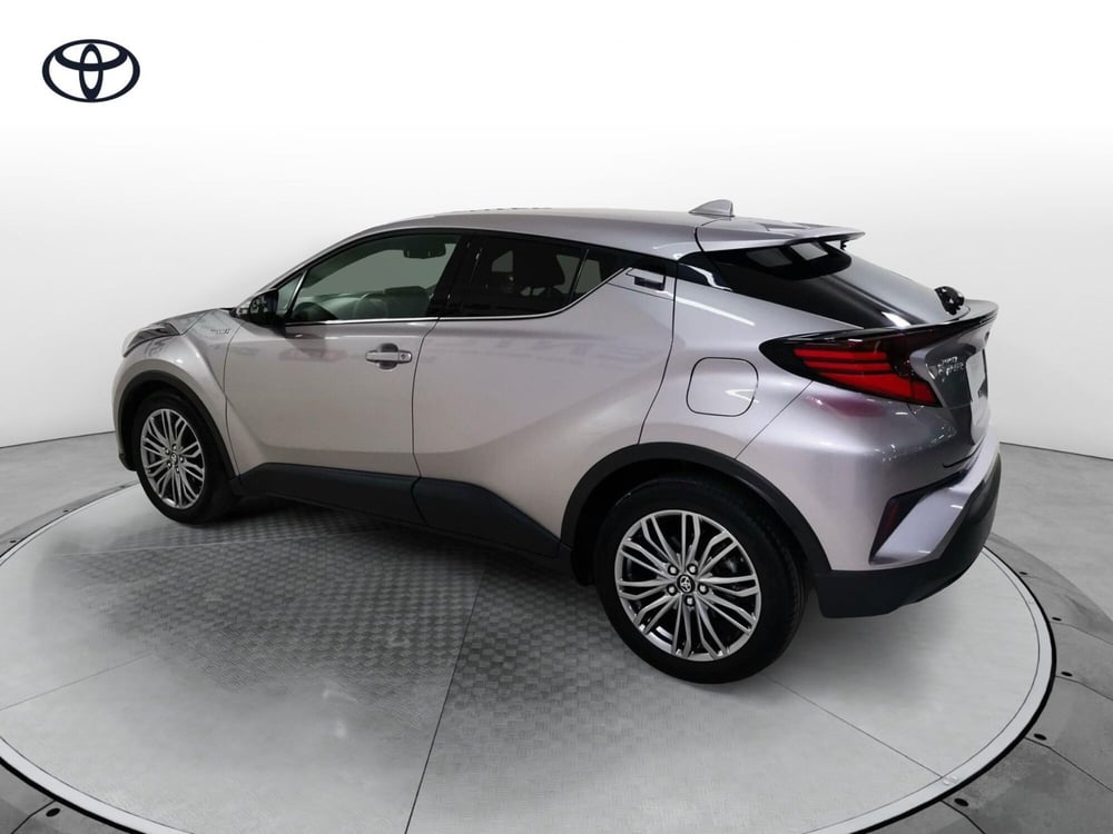 Toyota Toyota C-HR usata a Salerno (4)