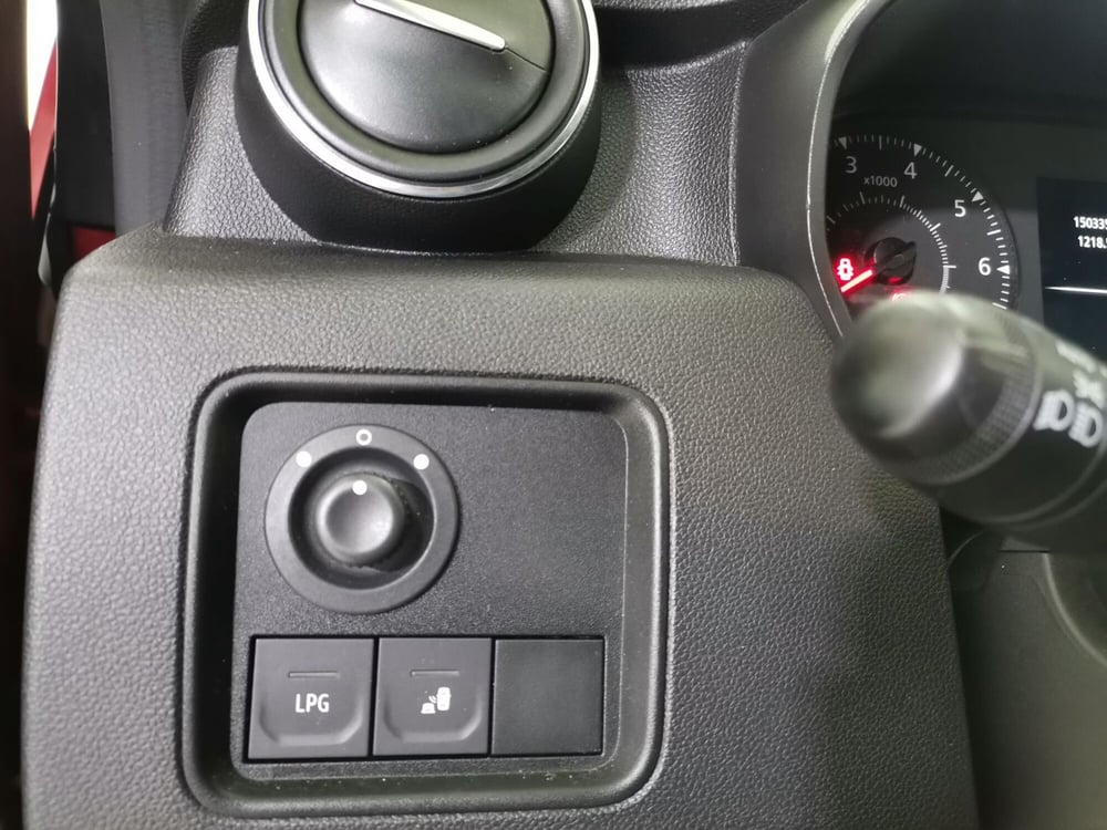 Dacia Duster usata a Salerno (20)