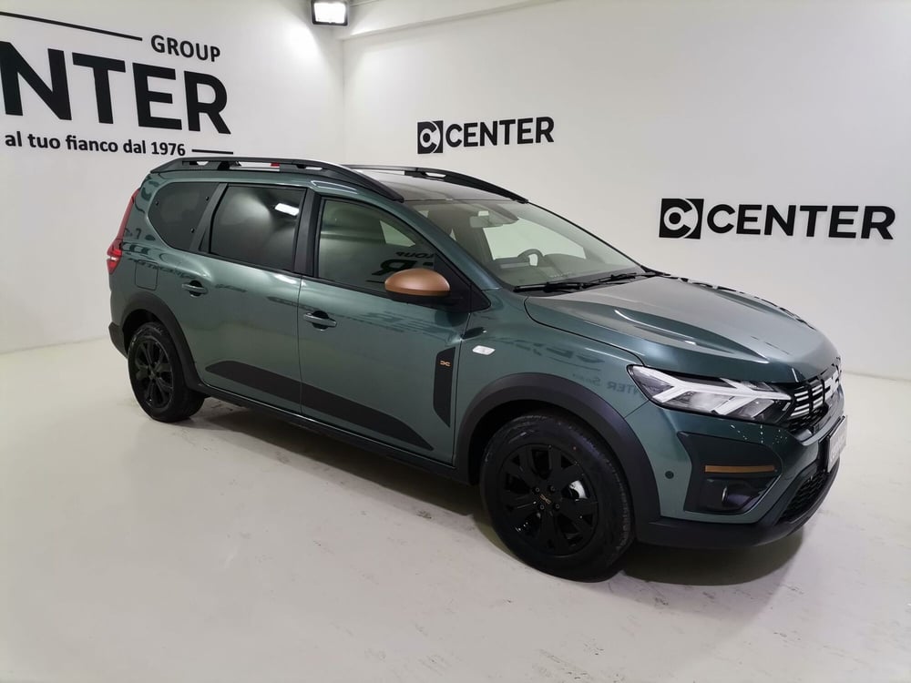 Dacia Jogger nuova a Salerno (3)