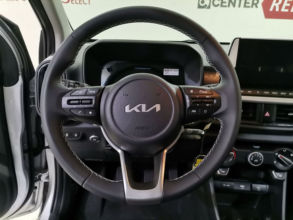 Kia Picanto nuova a Salerno (8)