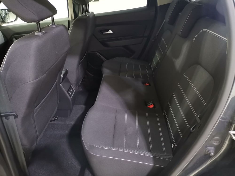 Dacia Duster usata a Salerno (10)