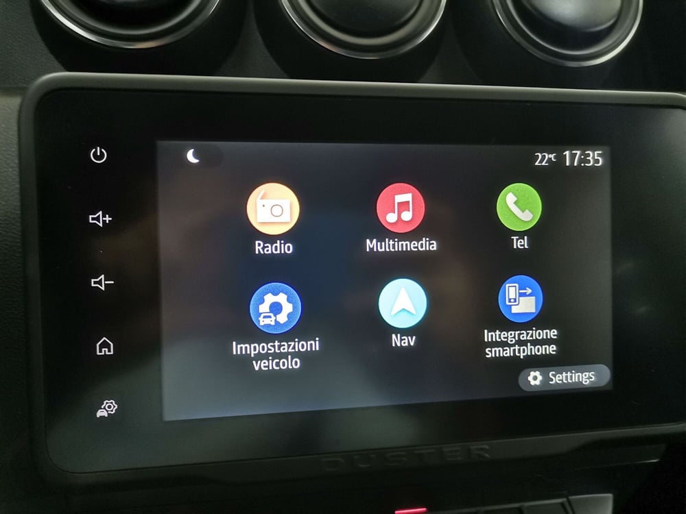Dacia Duster usata a Salerno (15)