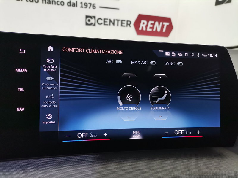 BMW Serie 2 Active Tourer usata a Salerno (18)