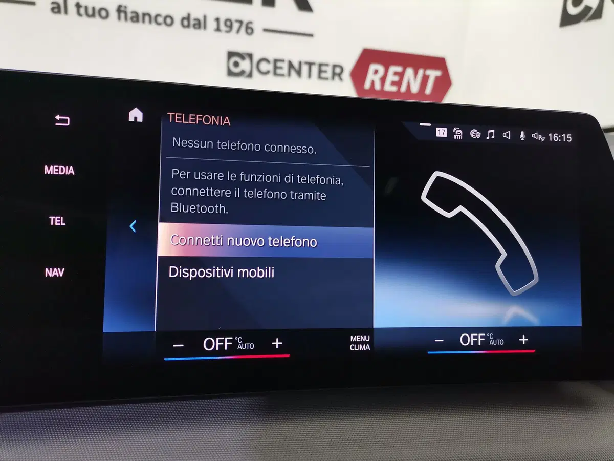 BMW Serie 2 Active Tourer usata a Salerno (20)