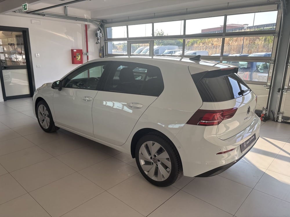 Volkswagen Golf nuova a Salerno (20)