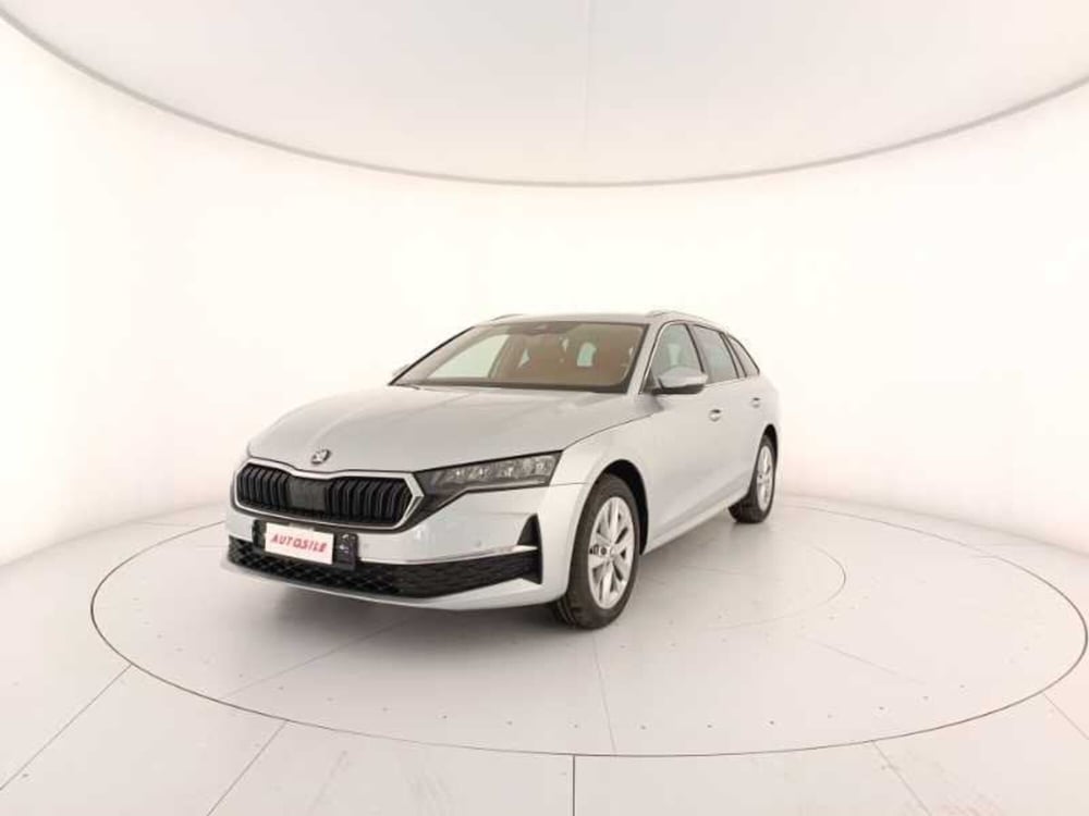 Skoda Octavia Station Wagon nuova a Treviso