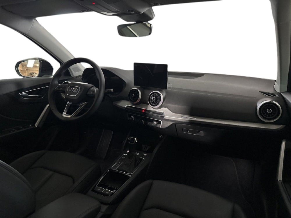 Audi Q2 usata a Napoli (10)