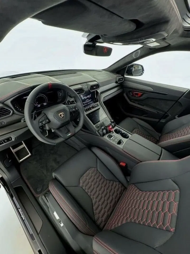 Lamborghini Urus usata a Perugia (15)