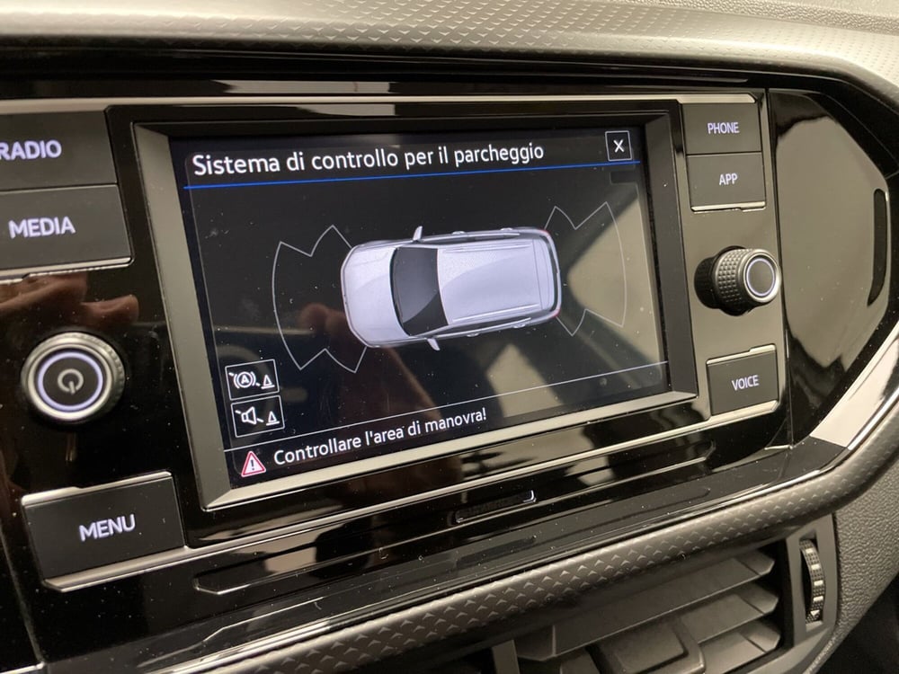 Volkswagen T-Cross usata a Varese (11)