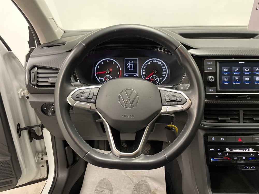 Volkswagen T-Cross usata a Varese (15)