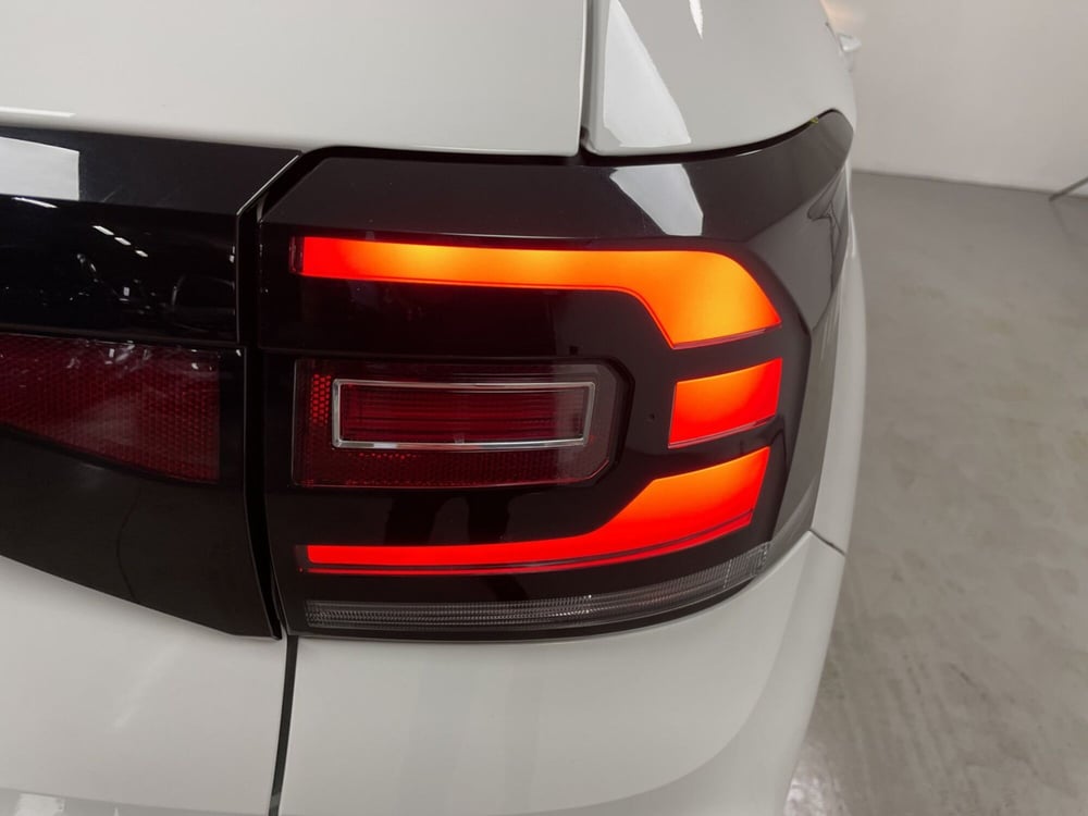 Volkswagen T-Cross usata a Varese (17)