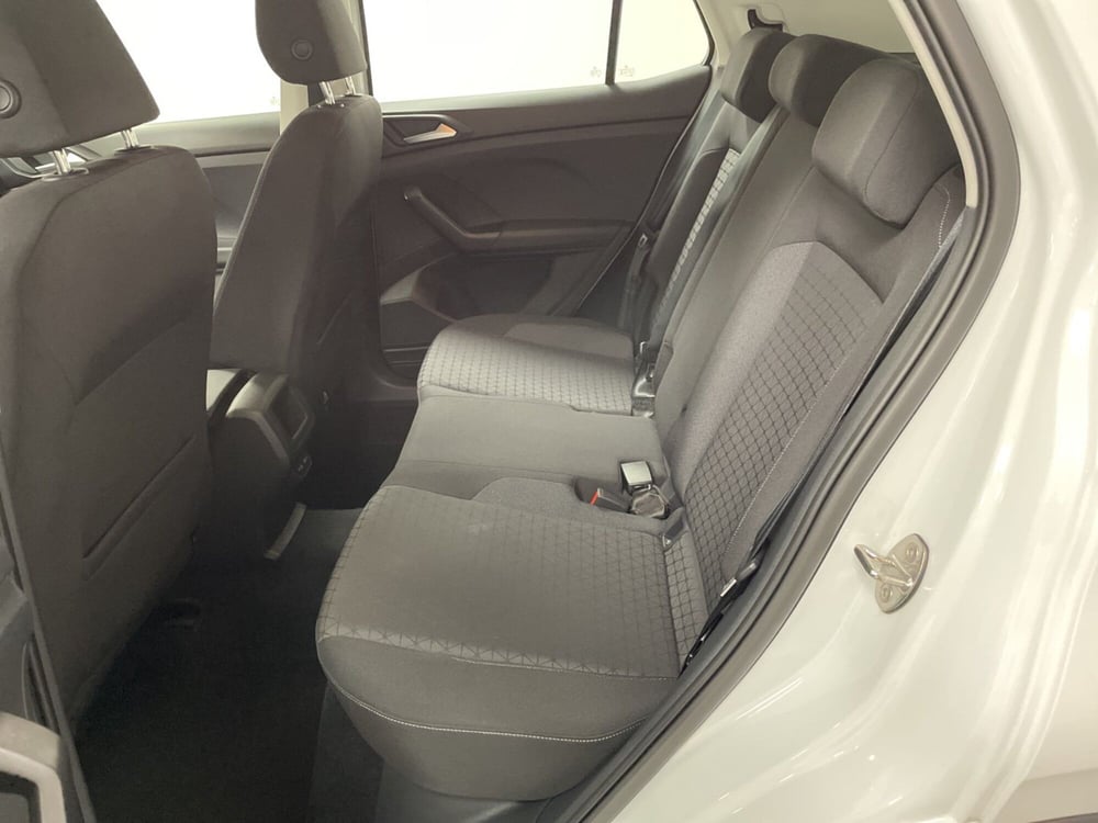Volkswagen T-Cross usata a Varese (9)