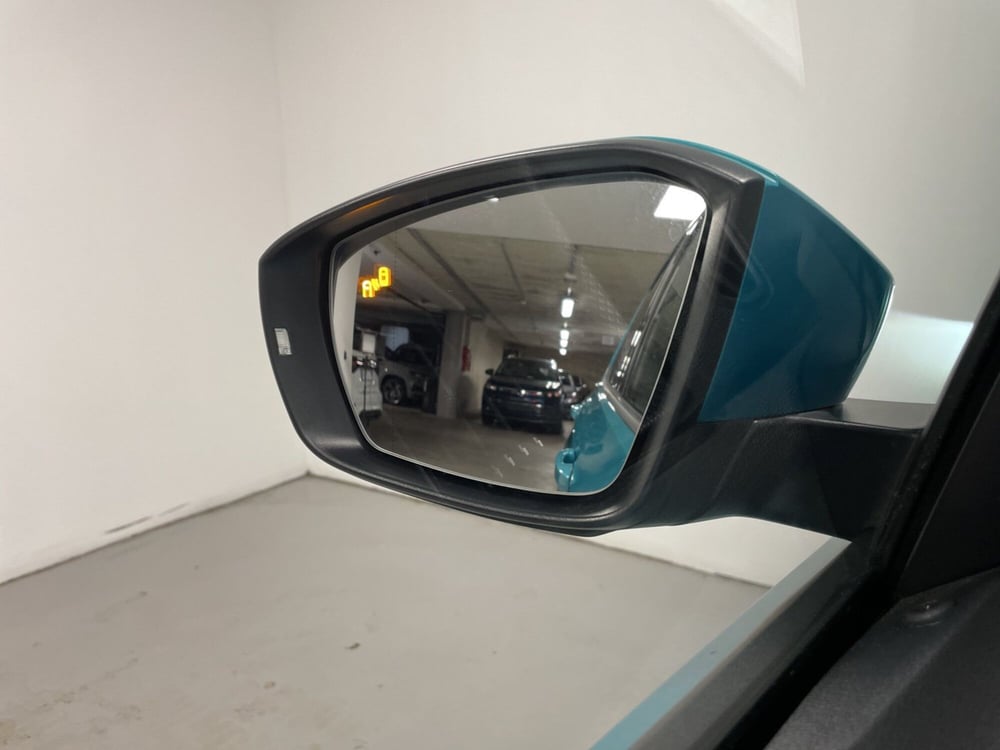 Volkswagen T-Cross usata a Varese (13)