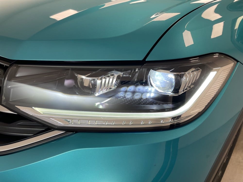 Volkswagen T-Cross usata a Varese (15)