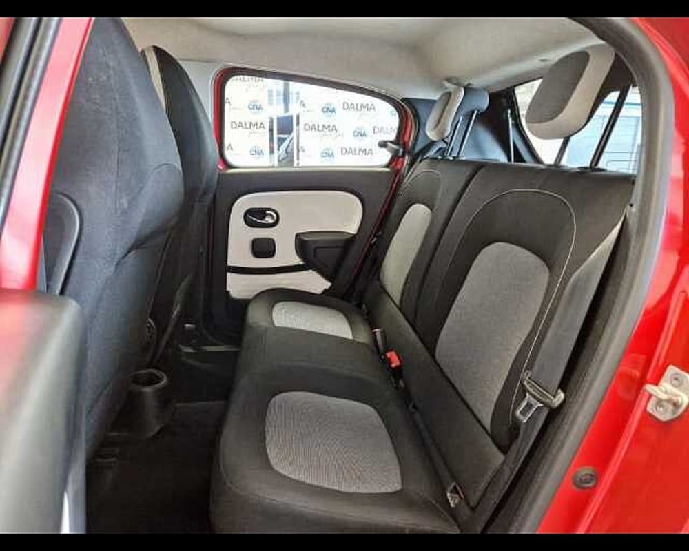 Renault Twingo usata a Milano (11)