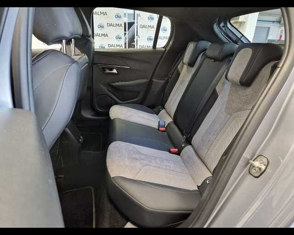 Peugeot 208 usata a Milano (12)