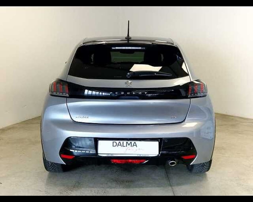 Peugeot 208 usata a Milano (3)