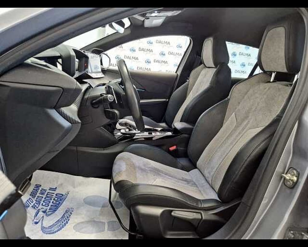 Peugeot 208 usata a Milano (5)