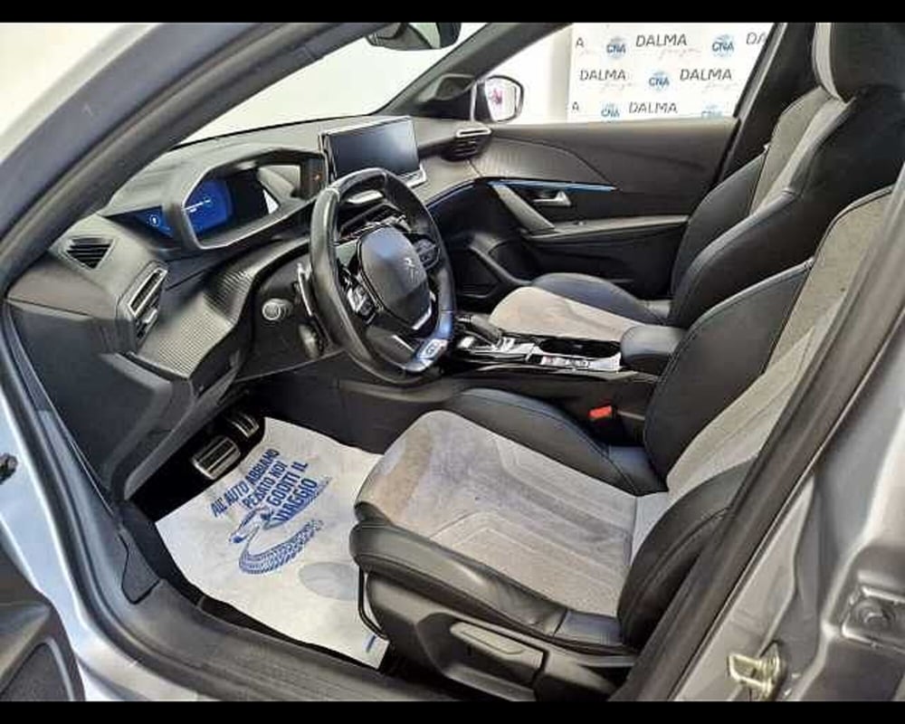 Peugeot 208 usata a Milano (6)