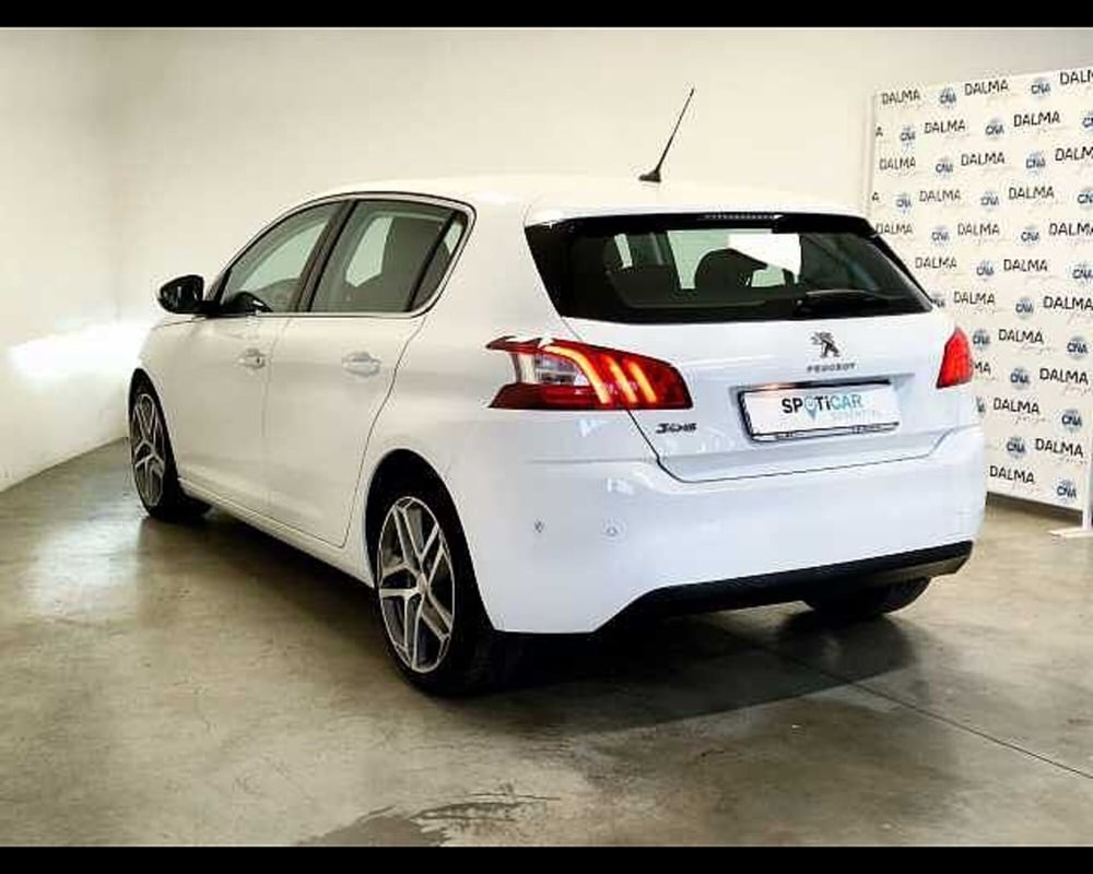 Peugeot 308 usata a Milano (20)