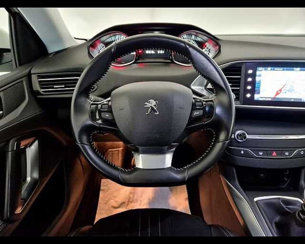 Peugeot 308 usata a Milano (8)