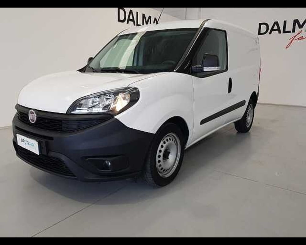 Fiat Doblò Furgone usata a Milano (10)