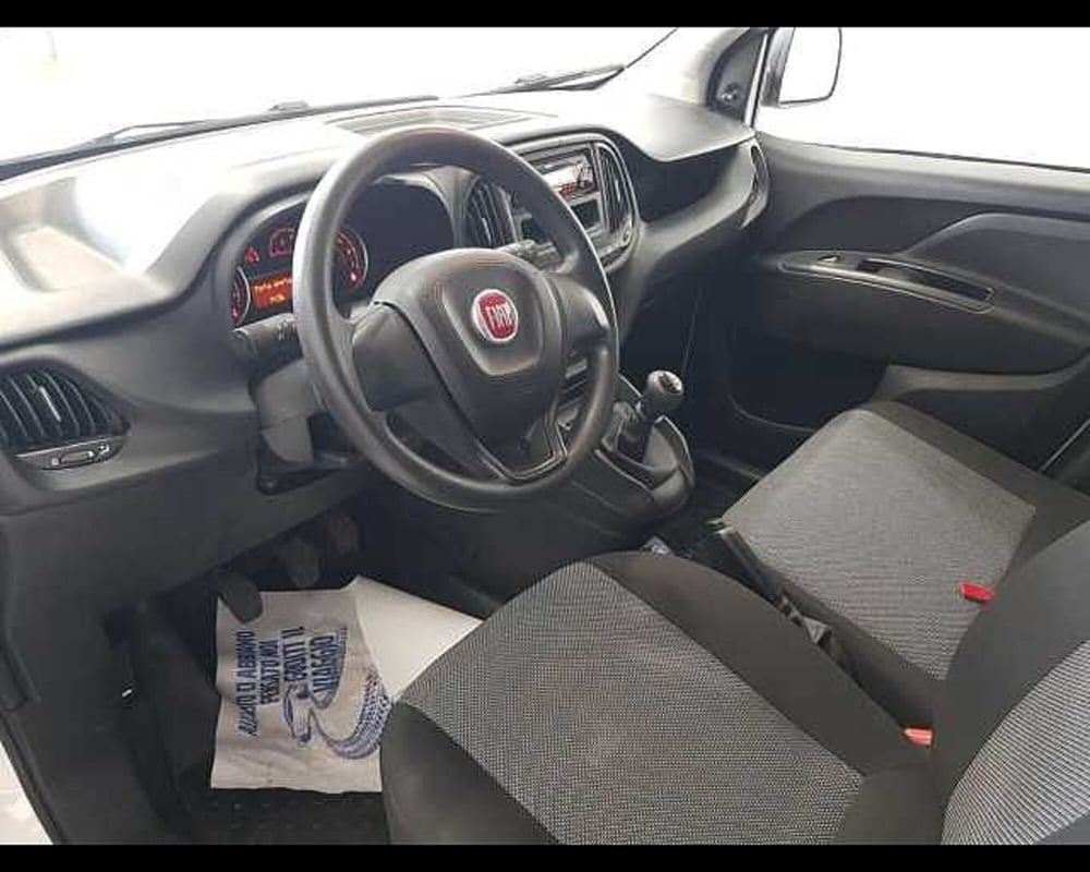Fiat Doblò Furgone usata a Milano (5)