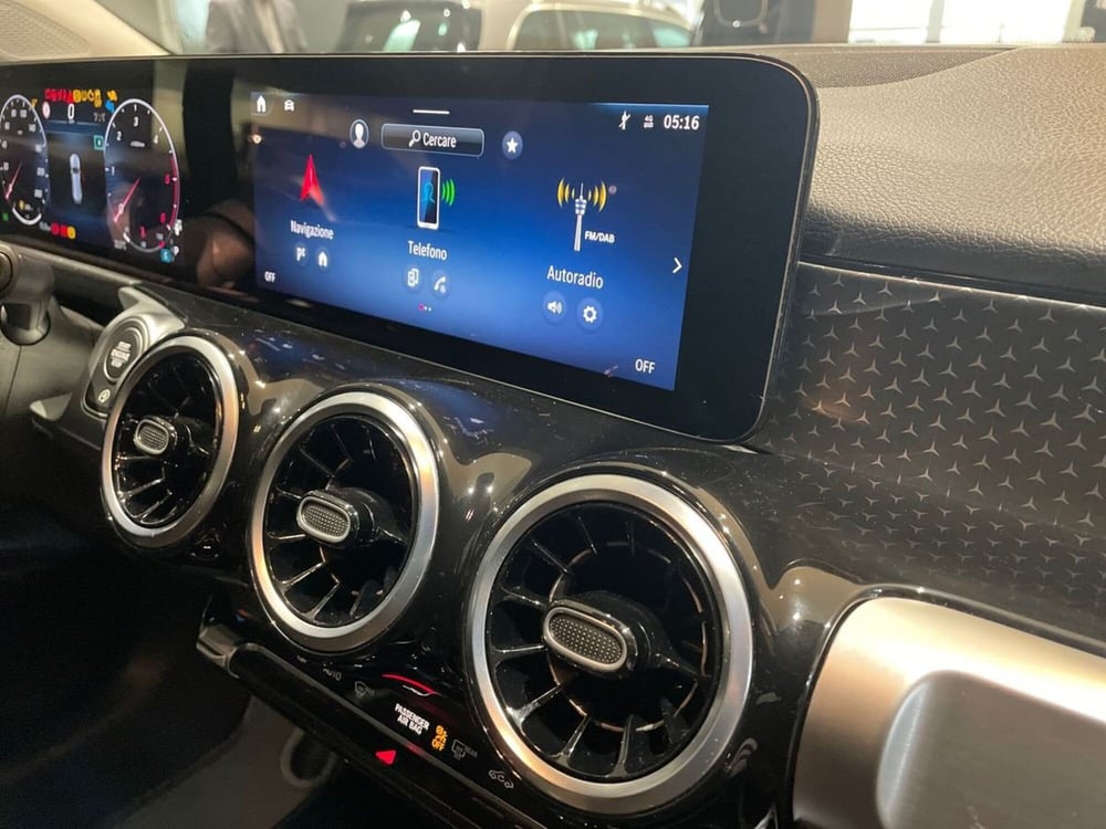 Mercedes-Benz GLB usata a Prato (12)