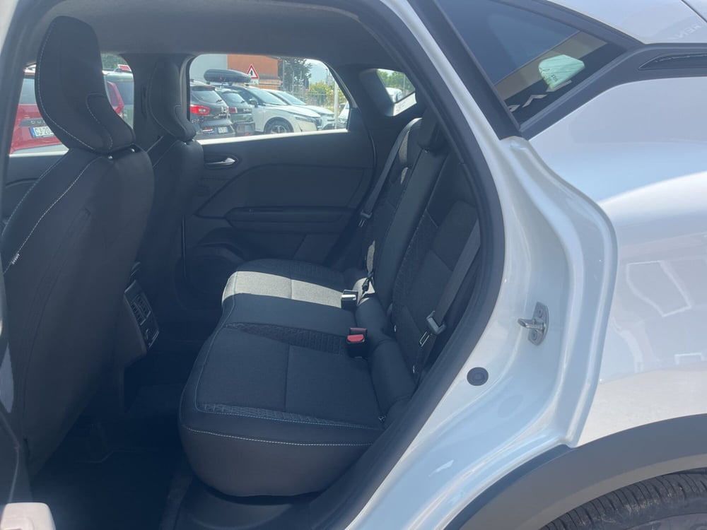Renault Captur nuova a L'Aquila (15)