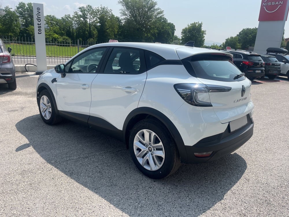 Renault Captur nuova a L'Aquila (3)