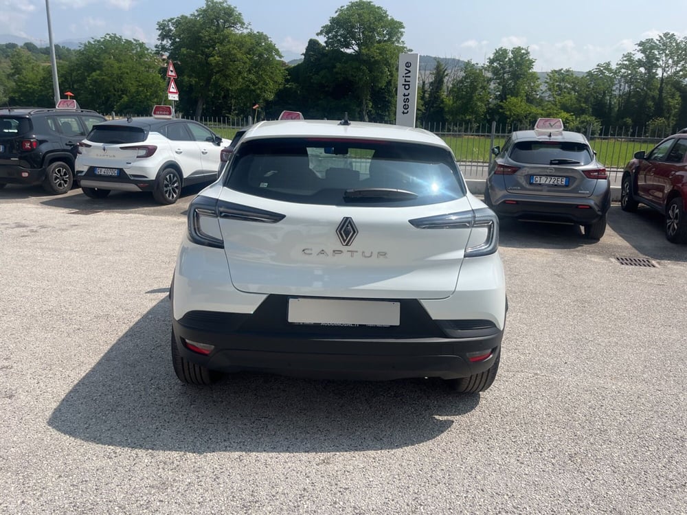 Renault Captur nuova a L'Aquila (4)