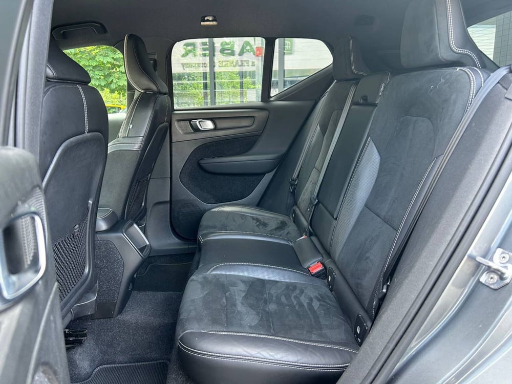 Volvo XC40 usata a Ancona (12)