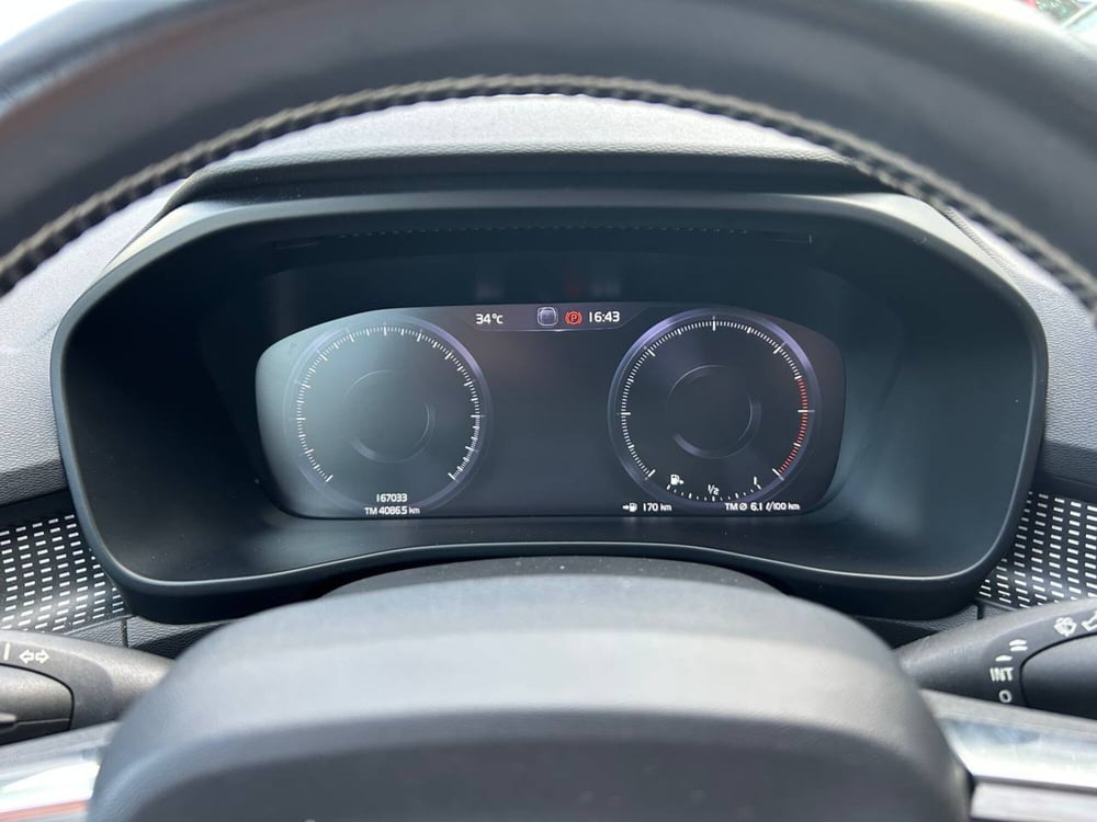 Volvo XC40 usata a Ancona (18)