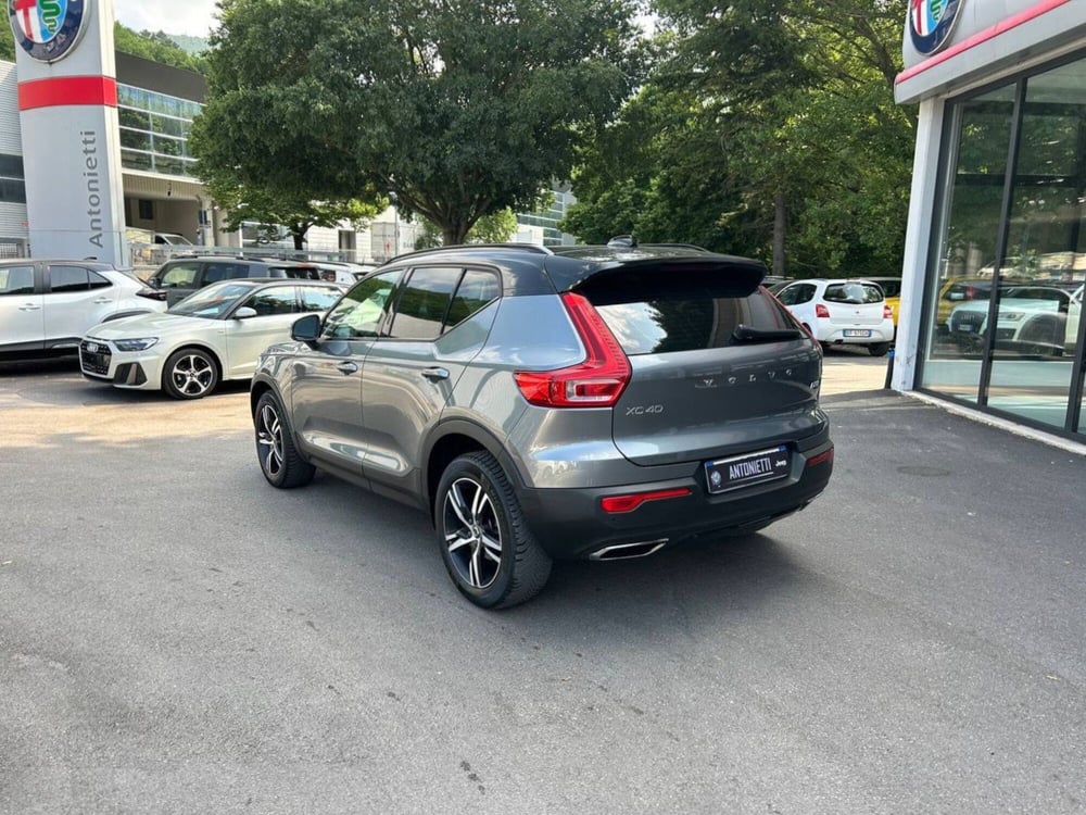 Volvo XC40 usata a Ancona (7)