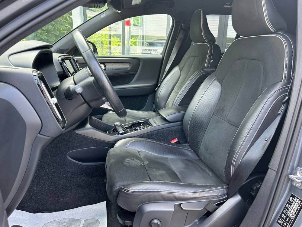Volvo XC40 usata a Ancona (9)