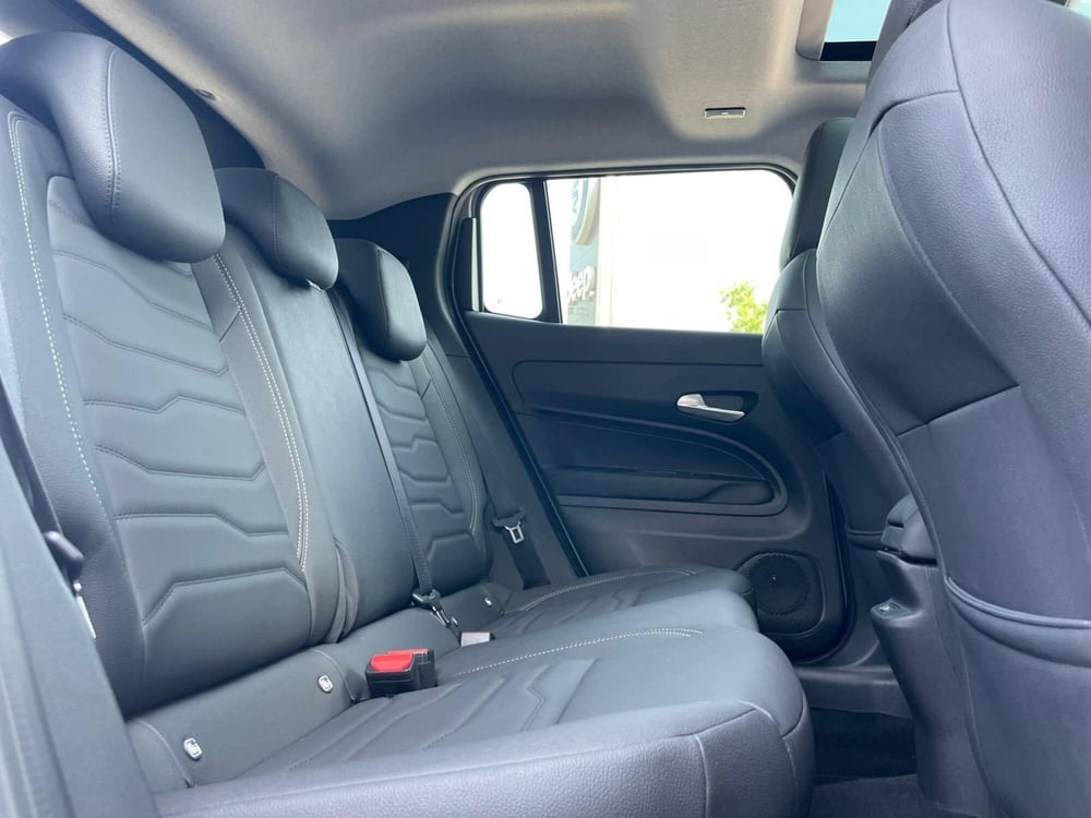 Jeep Avenger usata a Ancona (20)