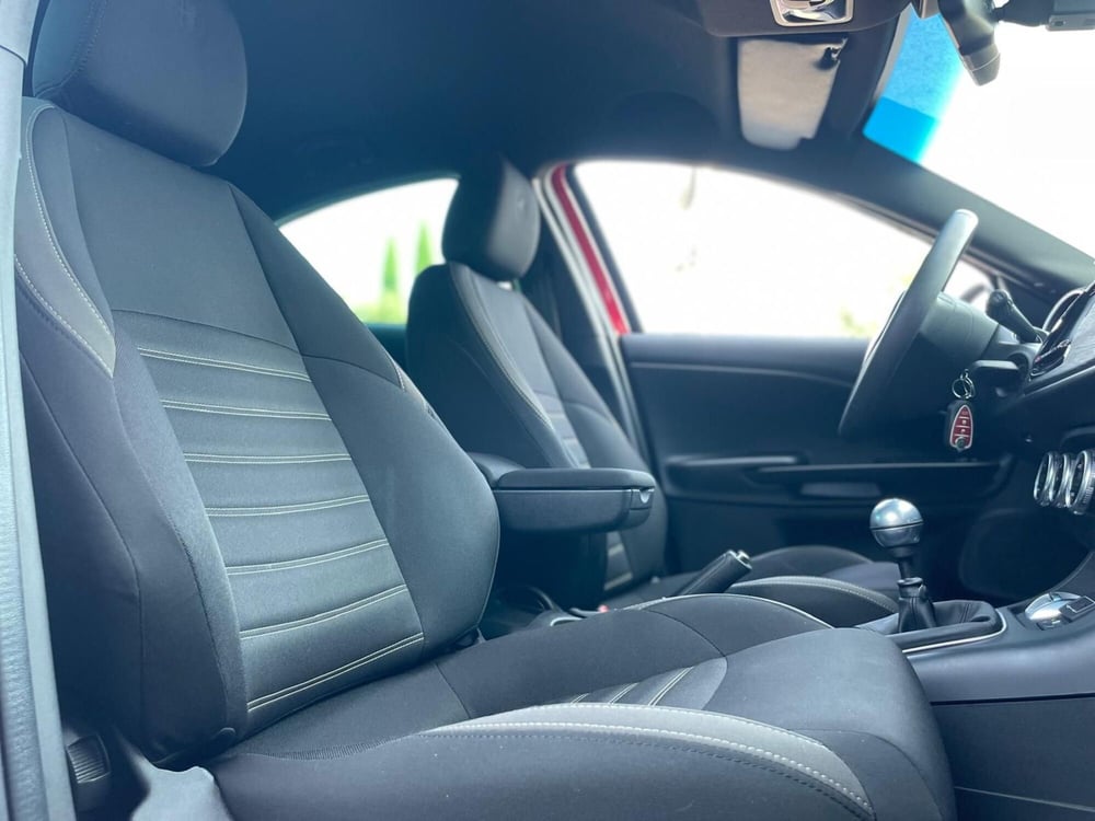 Alfa Romeo Giulietta usata a Ancona (18)