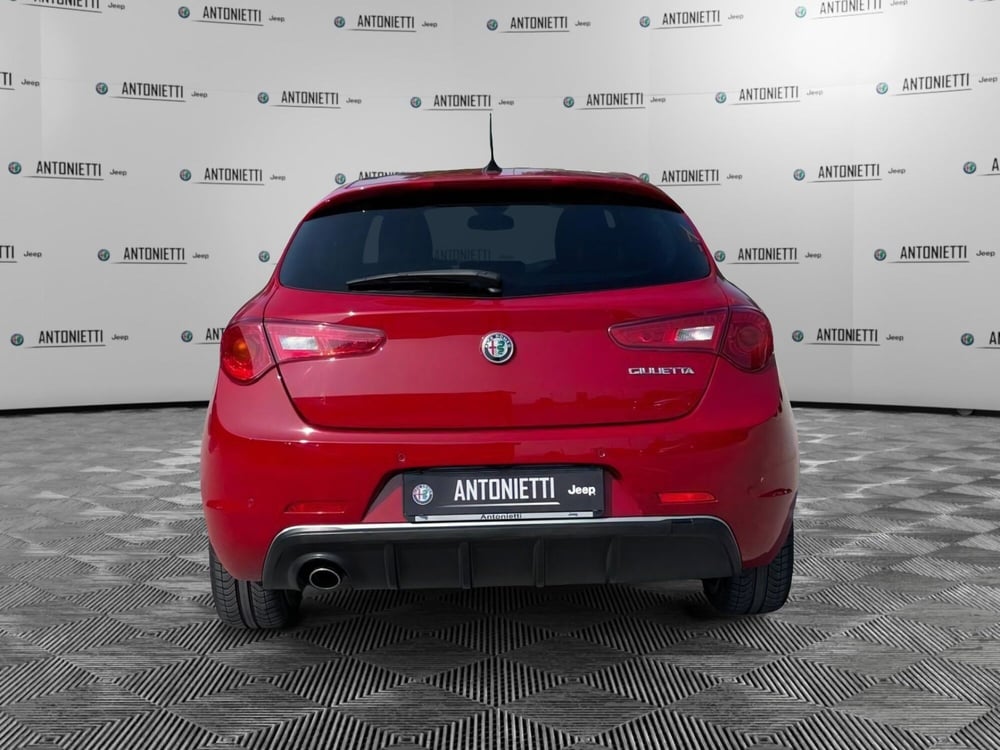 Alfa Romeo Giulietta usata a Ancona (6)