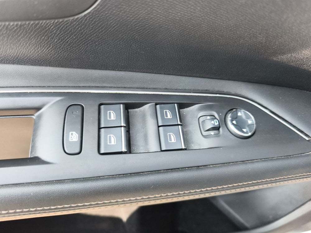 Peugeot 3008 usata a Frosinone (15)