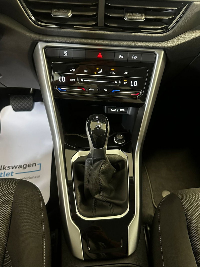 Volkswagen T-Roc usata a L'Aquila (17)