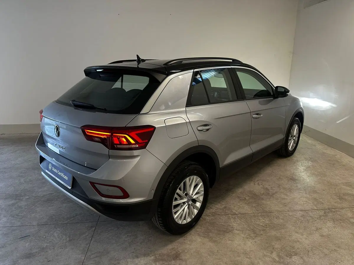 Volkswagen T-Roc usata a L'Aquila (4)